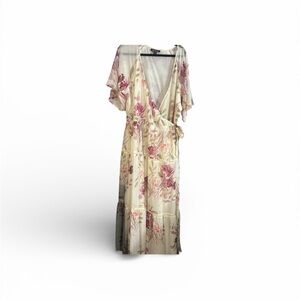 ROAMAN’s Floral Dress with Pink and Cream Accents